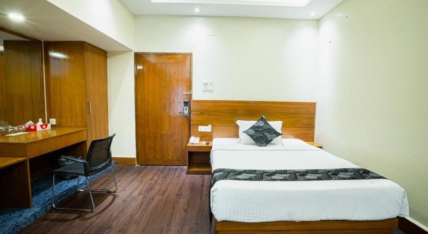 undefined Richmond Hotel & Suites 6