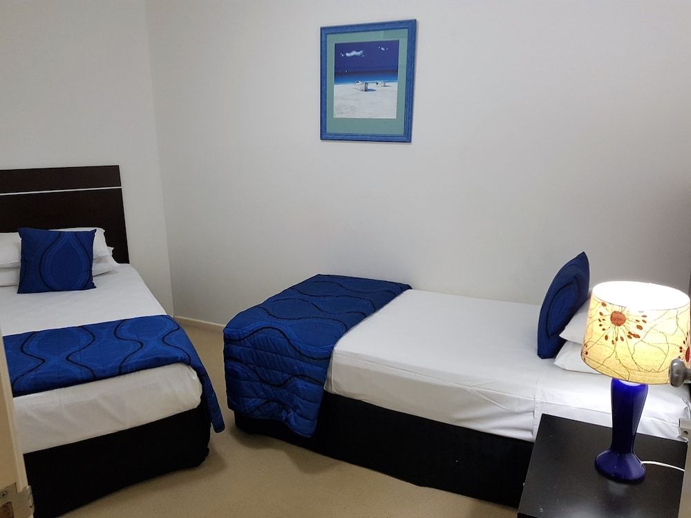 2 Bedroom Pool-Side SAVER