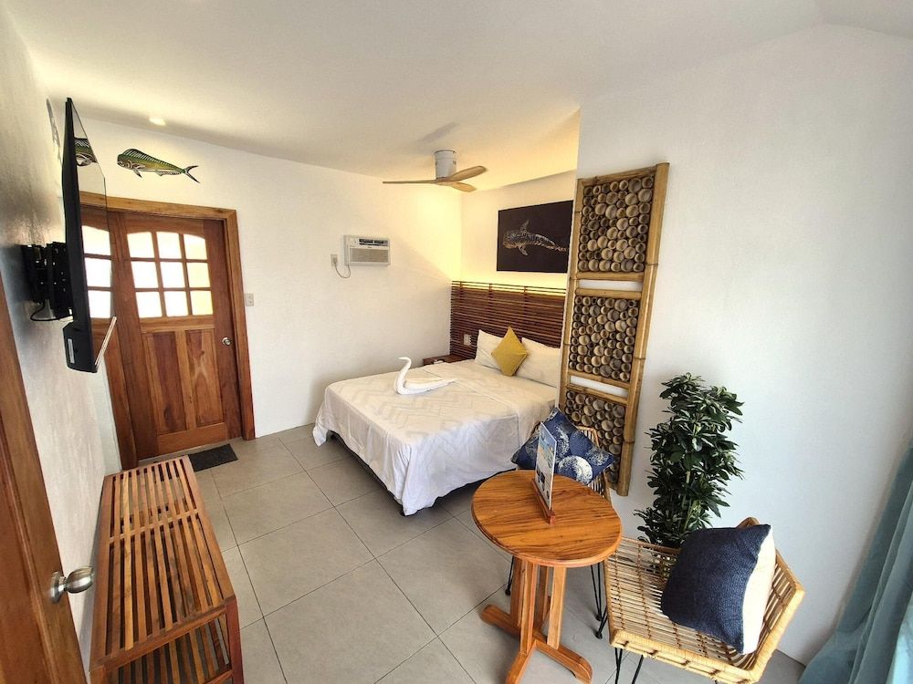 Quo Vadis Dive Resort Moalboal