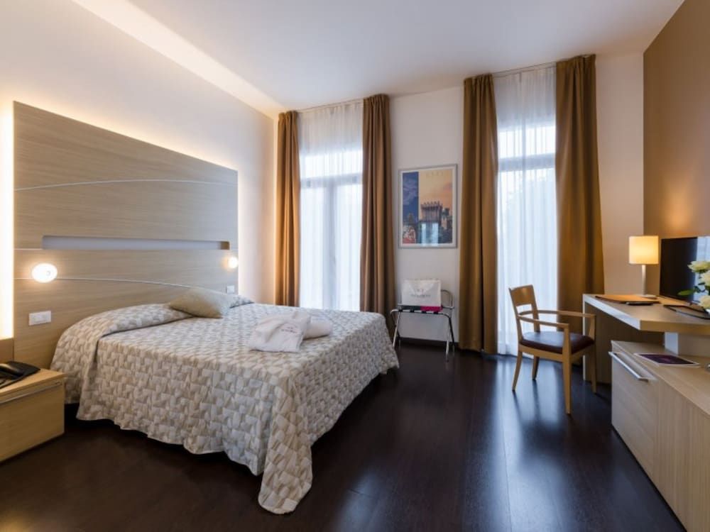 Hotel Mioni Royal San Standard Double Room