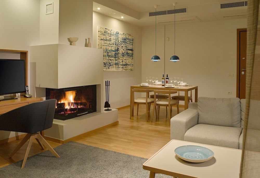 Scale Suites Superior Suite, 2 Bedrooms, Sea View 5