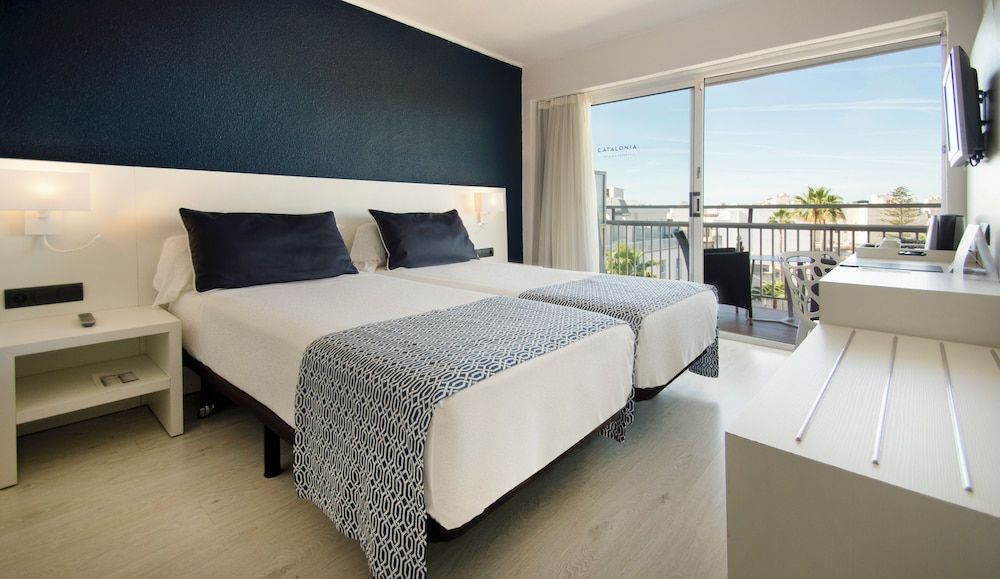 Double Room, Pool View