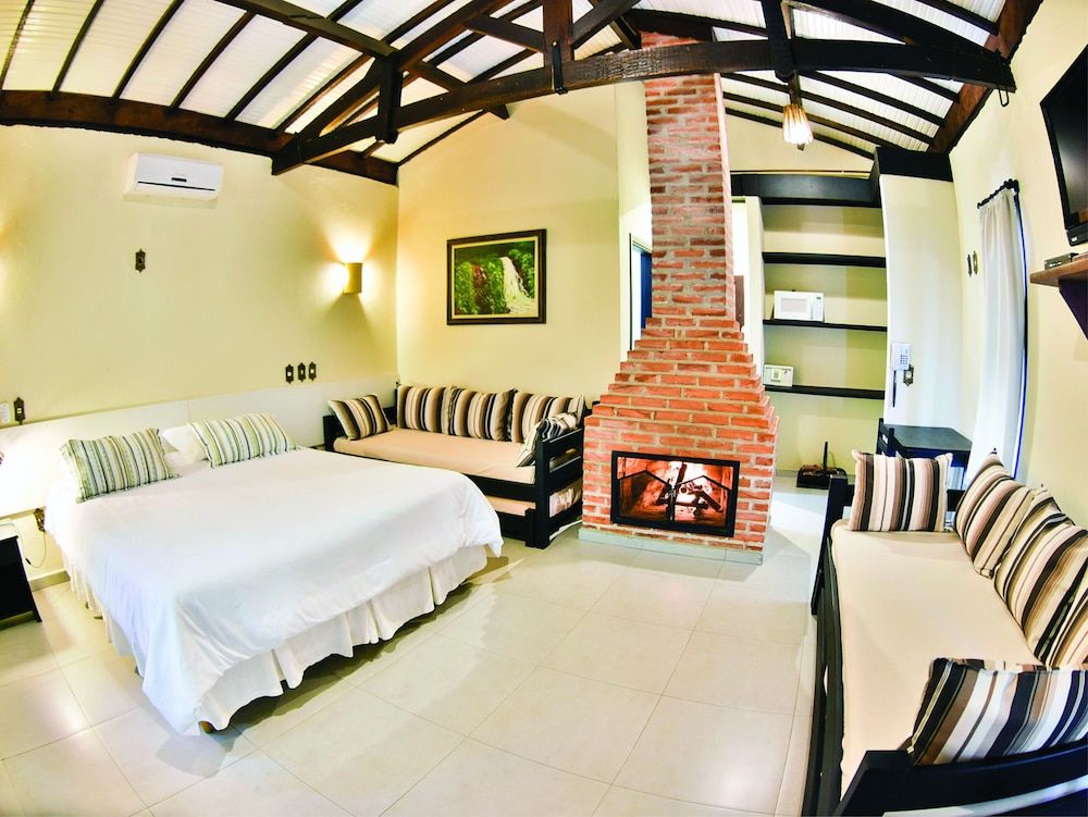 Chalet, Lake View