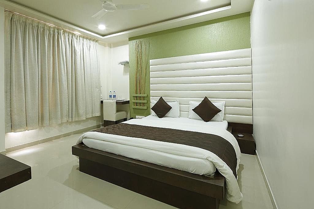 undefined HOTEL VOLGA 5