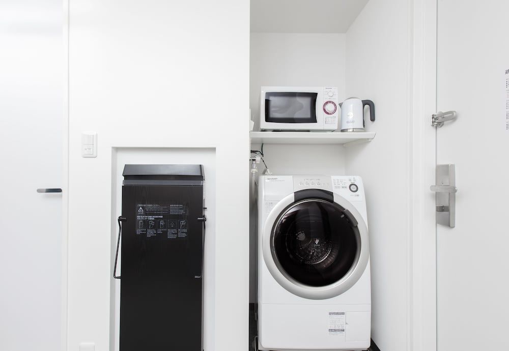 Tokyu Stay Shinjuku Economy Double Room, Non Smoking 4