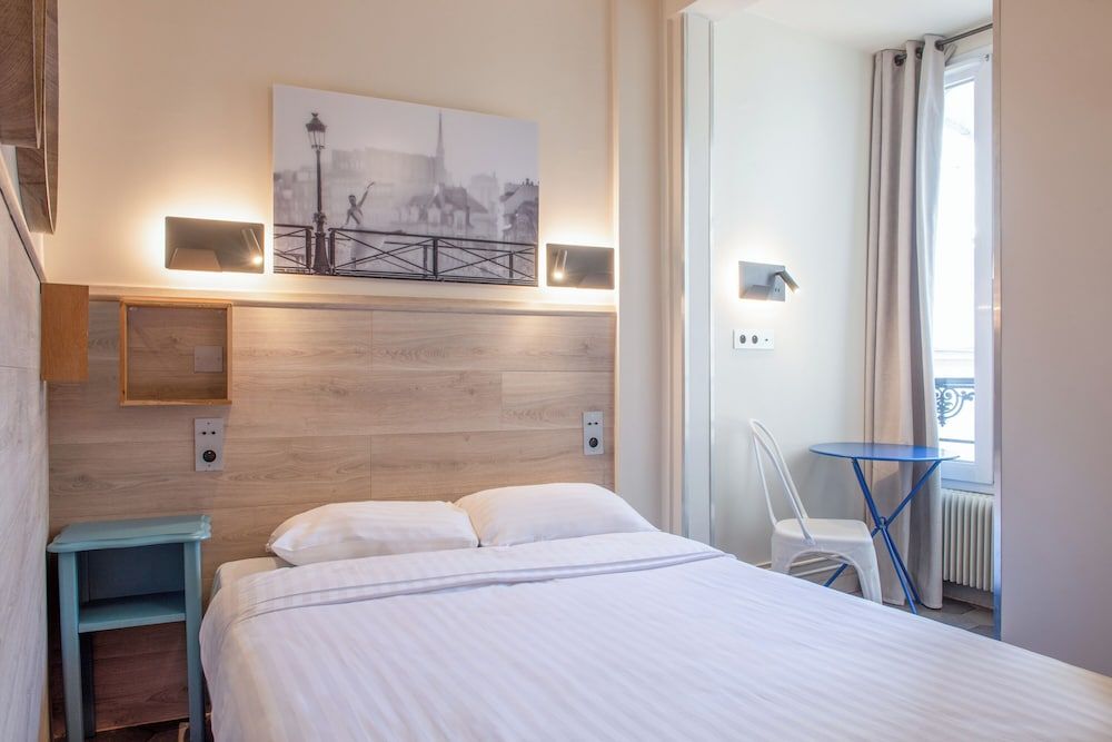 Hotel de Roubaix Double Room 9