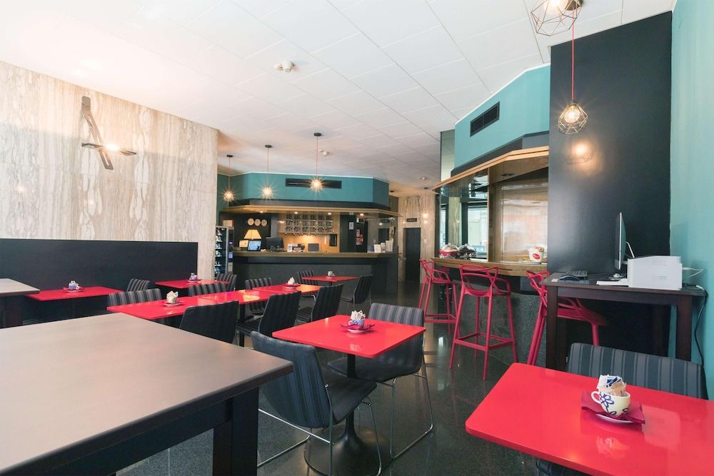 undefined Executive Business Hotel 7