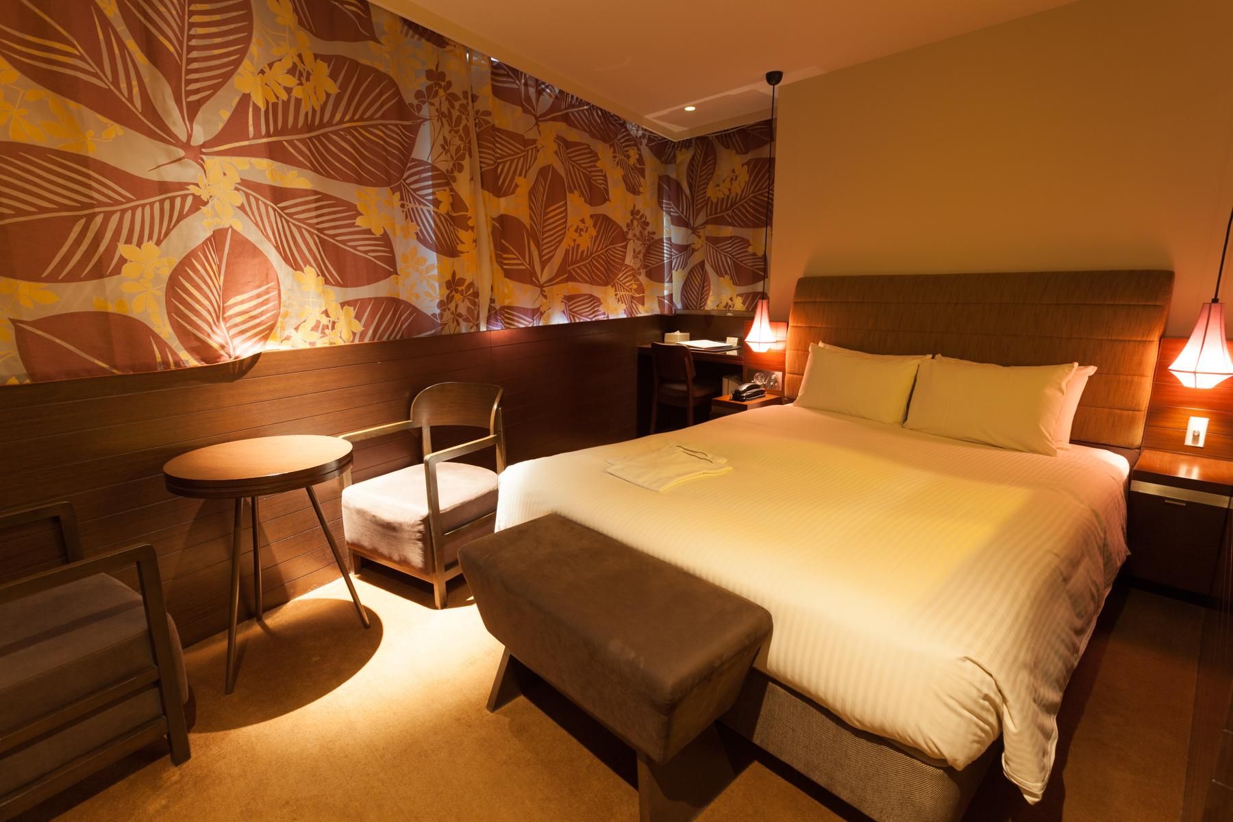 Modern Double Room-Smoking