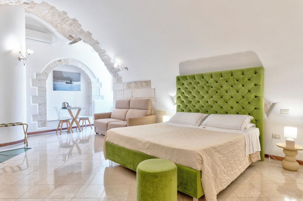 Hotel La Terra Deluxe Double Room 3