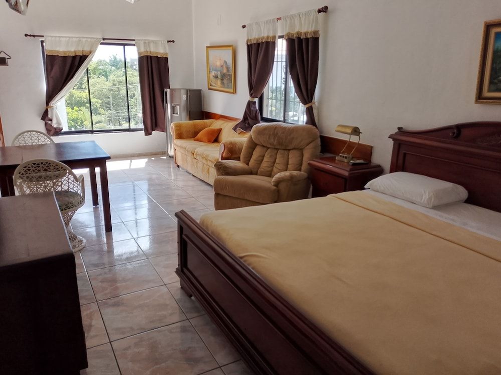 Hotel Garant & Suites Suites King AC