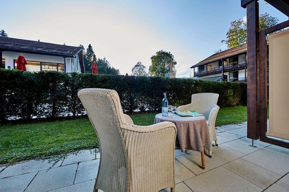 Hotel am Badersee Economy Double Room 4