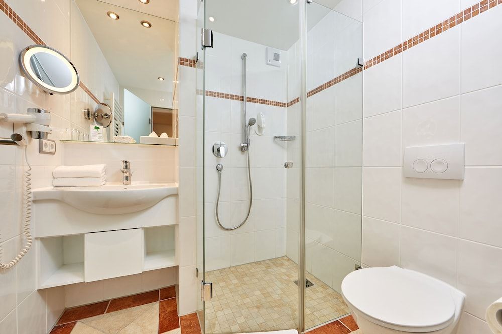 Hotel am Badersee Economy Double Room 5