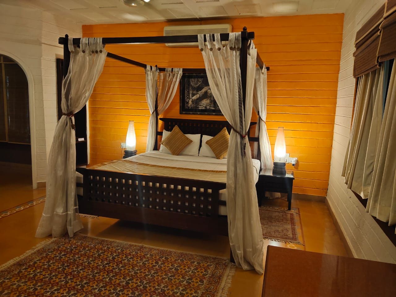 Malnad Attic Suite with bathtub