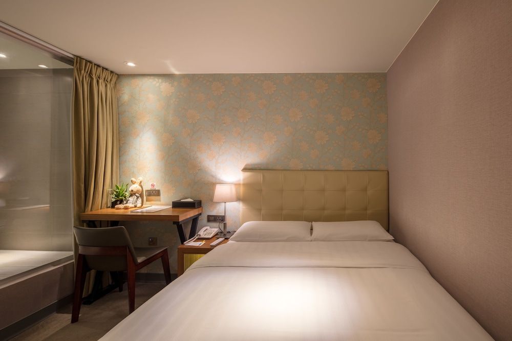 undefined Urtrip Hotel 2