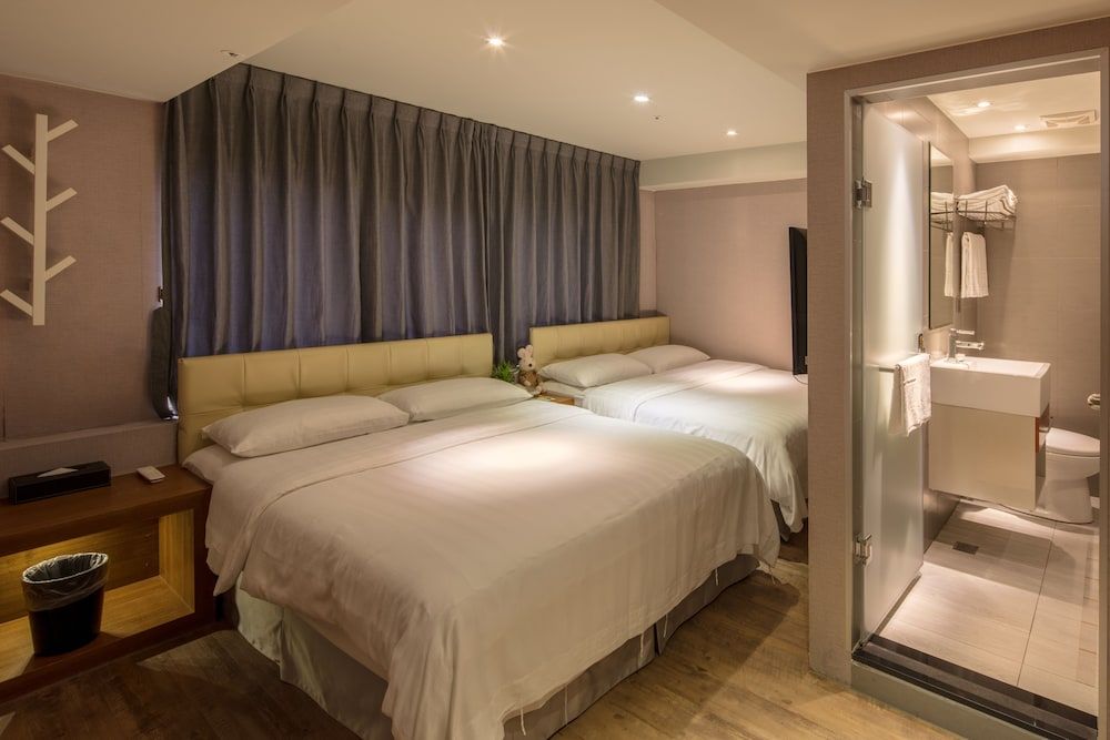 undefined Urtrip Hotel 5