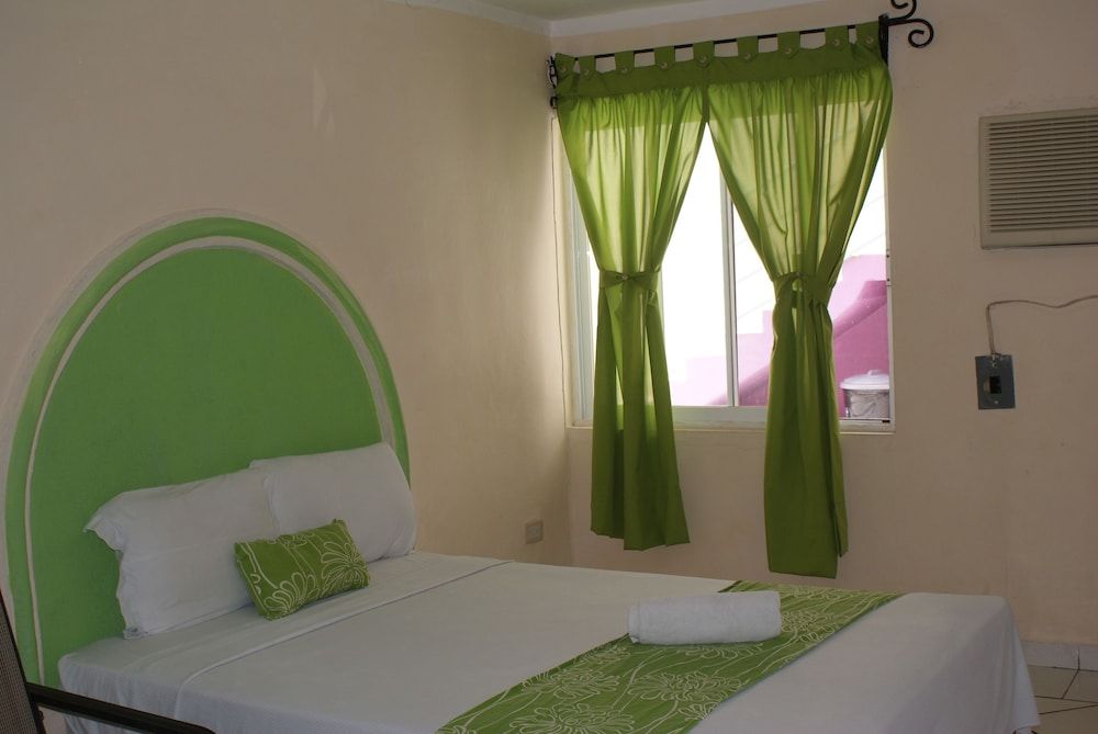 Hotel HC Internacional Standard Room, 2 Double Beds 7