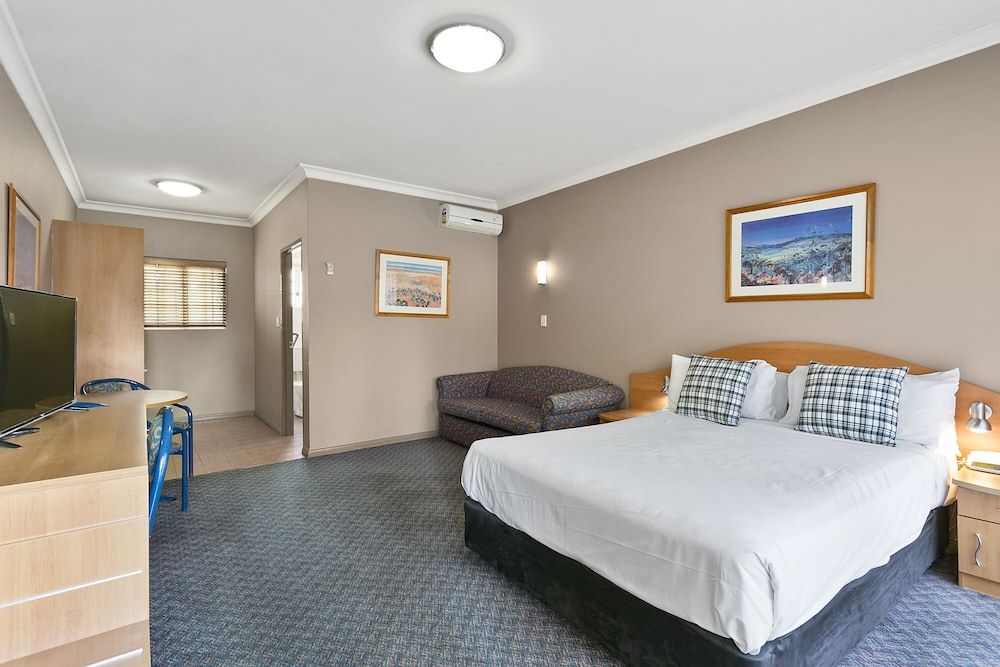 Standard Room, Non Smoking (3 Singles)