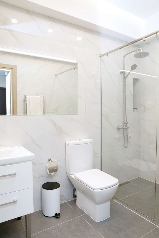 Best Western Plus Paradise Hotel Dilijan Executive Room, 1 King Bed, Non Smoking, Balcony 5