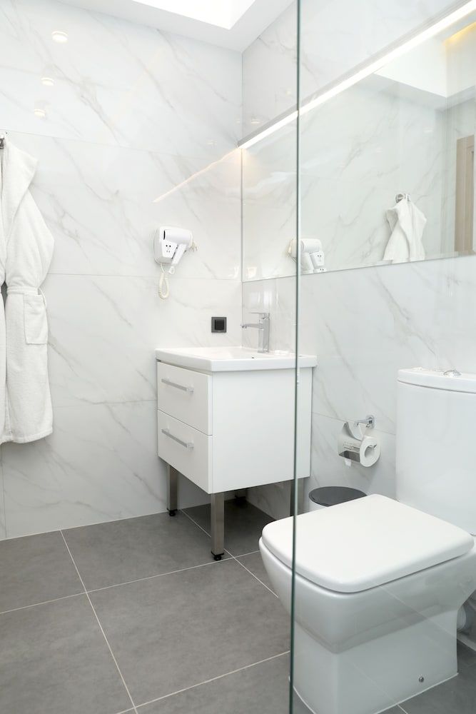 Best Western Plus Paradise Hotel Dilijan Executive Room, 1 King Bed, Non Smoking, Balcony 7