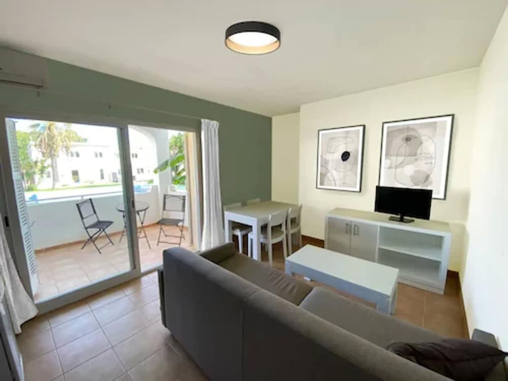 Deluxe Apartment, Balcony, Pool View