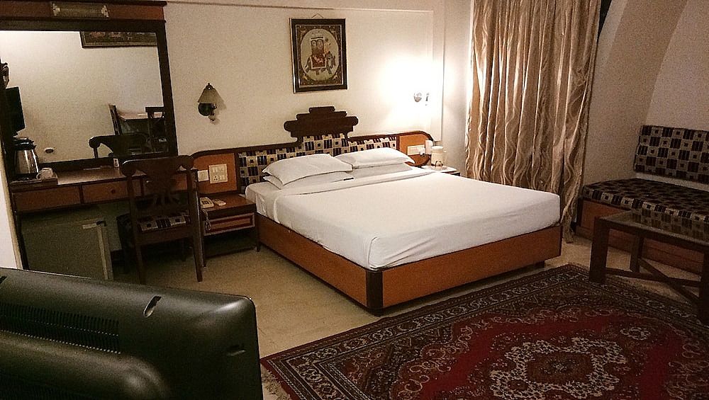 undefined Hotel Arch Manor 5