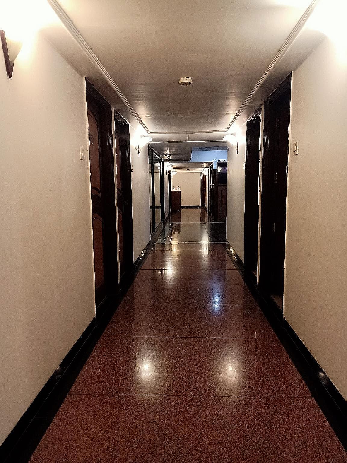 undefined Hotel Arch Manor 3