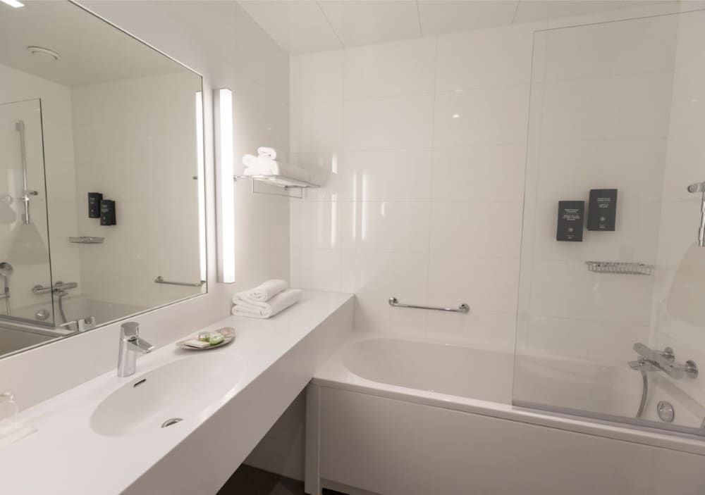 Solo Sokos Hotel Paviljonki Triple Room (Solo) 5