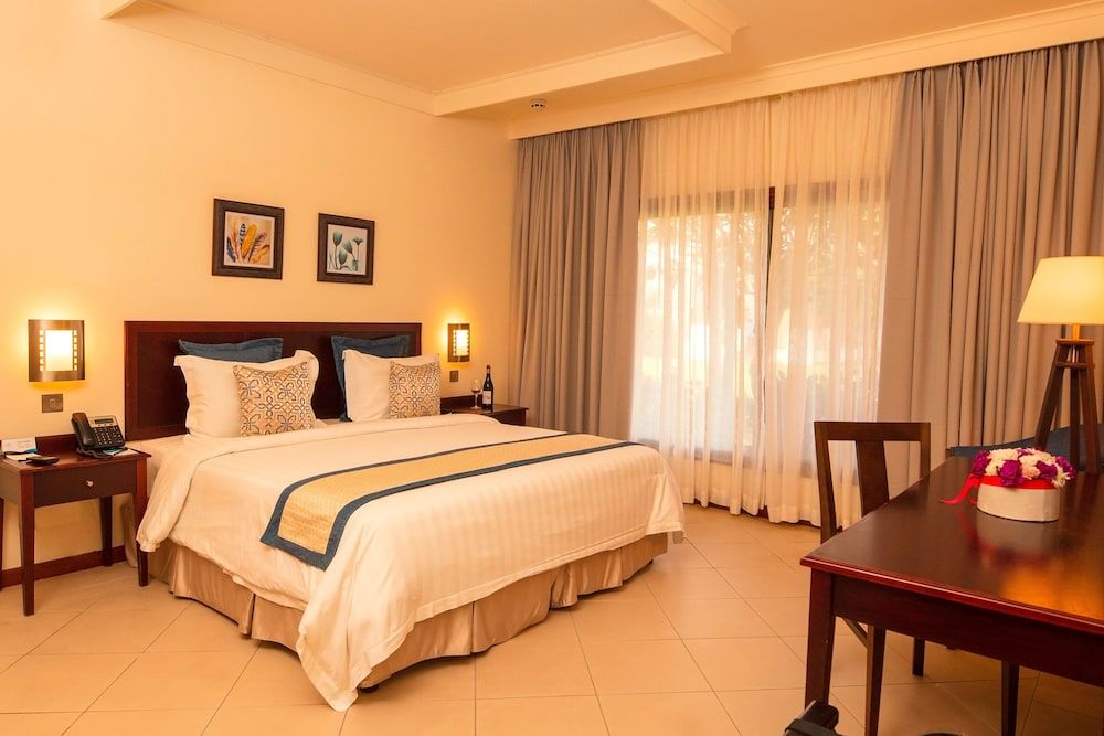 White Sands Resort & Conference Centre