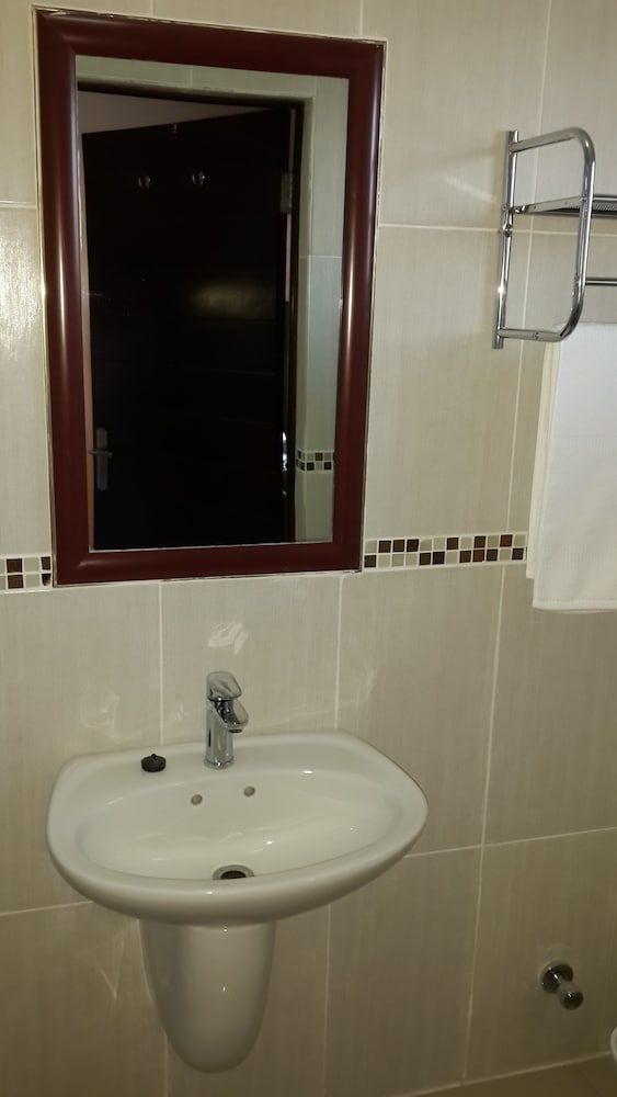 Eagle Nest Luxury Accommodation Basic Double or Twin Room, 2 Twin Beds 5