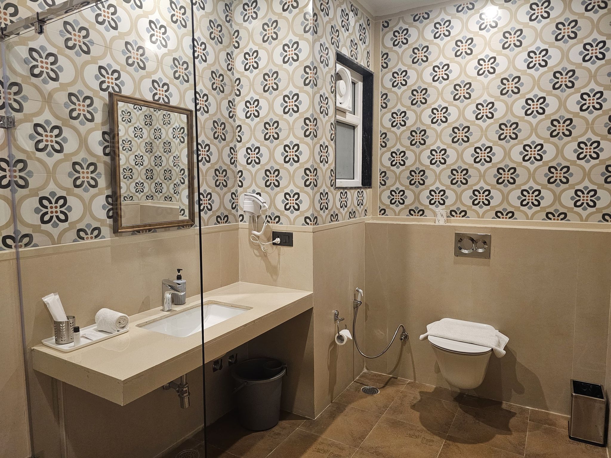 Umaid Palace - An Organic Retreat Deluxe Room 9