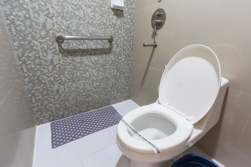 Hotel Sogo Guadalupe Deluxe Room, 1 Queen Bed 4