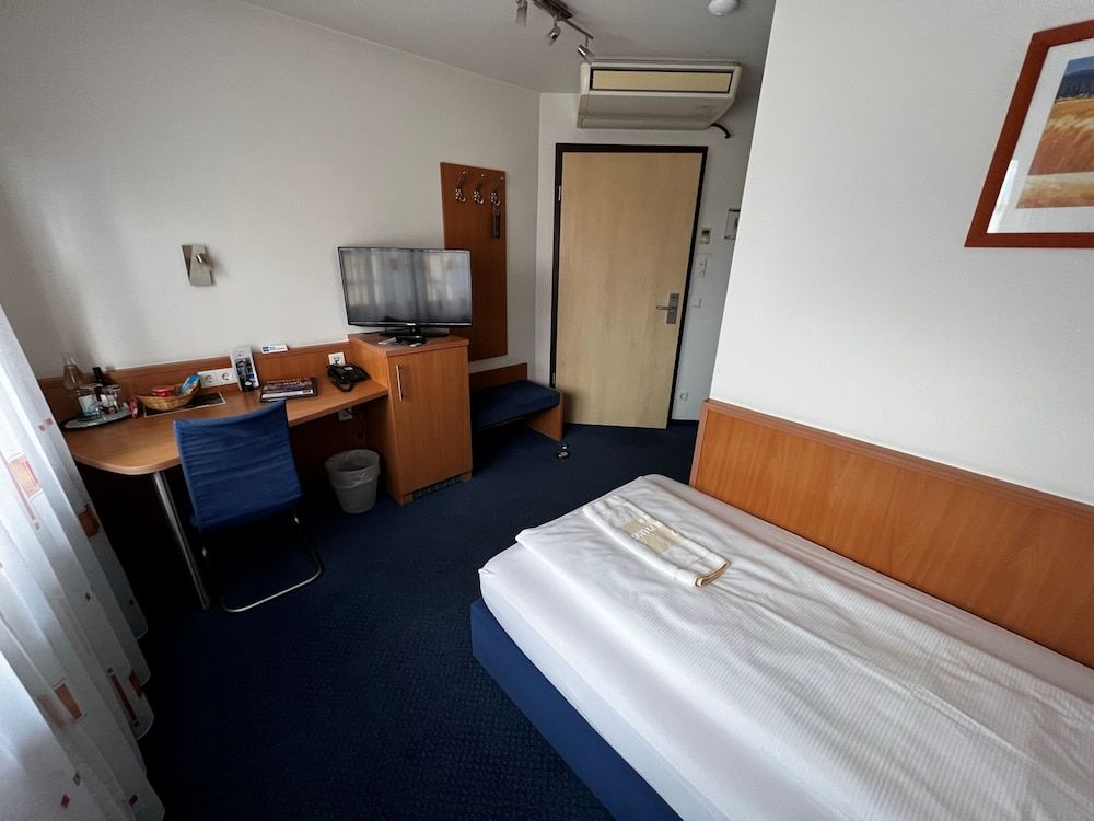 Hotel & Restaurant Goldener Pflug Standard Single Room 6