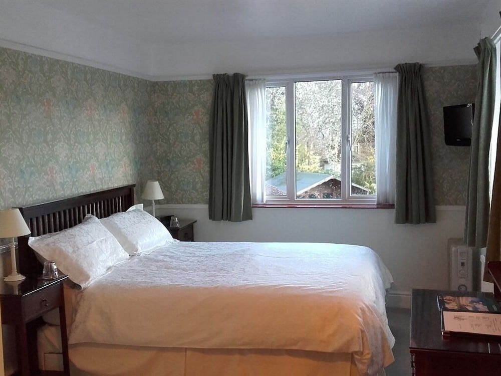 Double Room, Ensuite (with Bath & Shower)