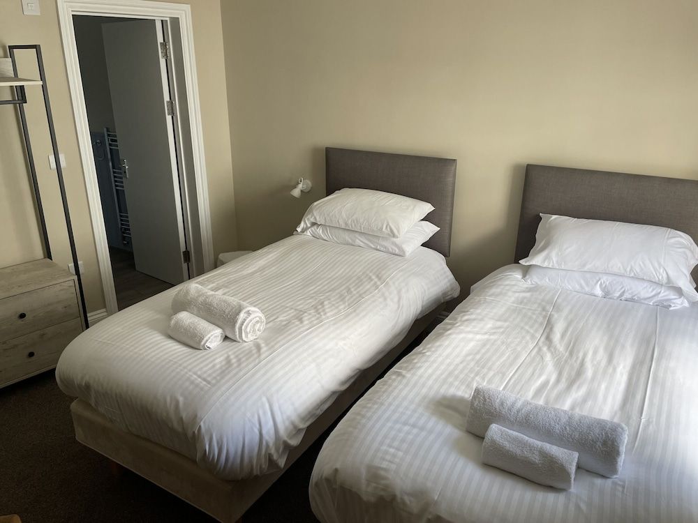 Twin Room, Ensuite