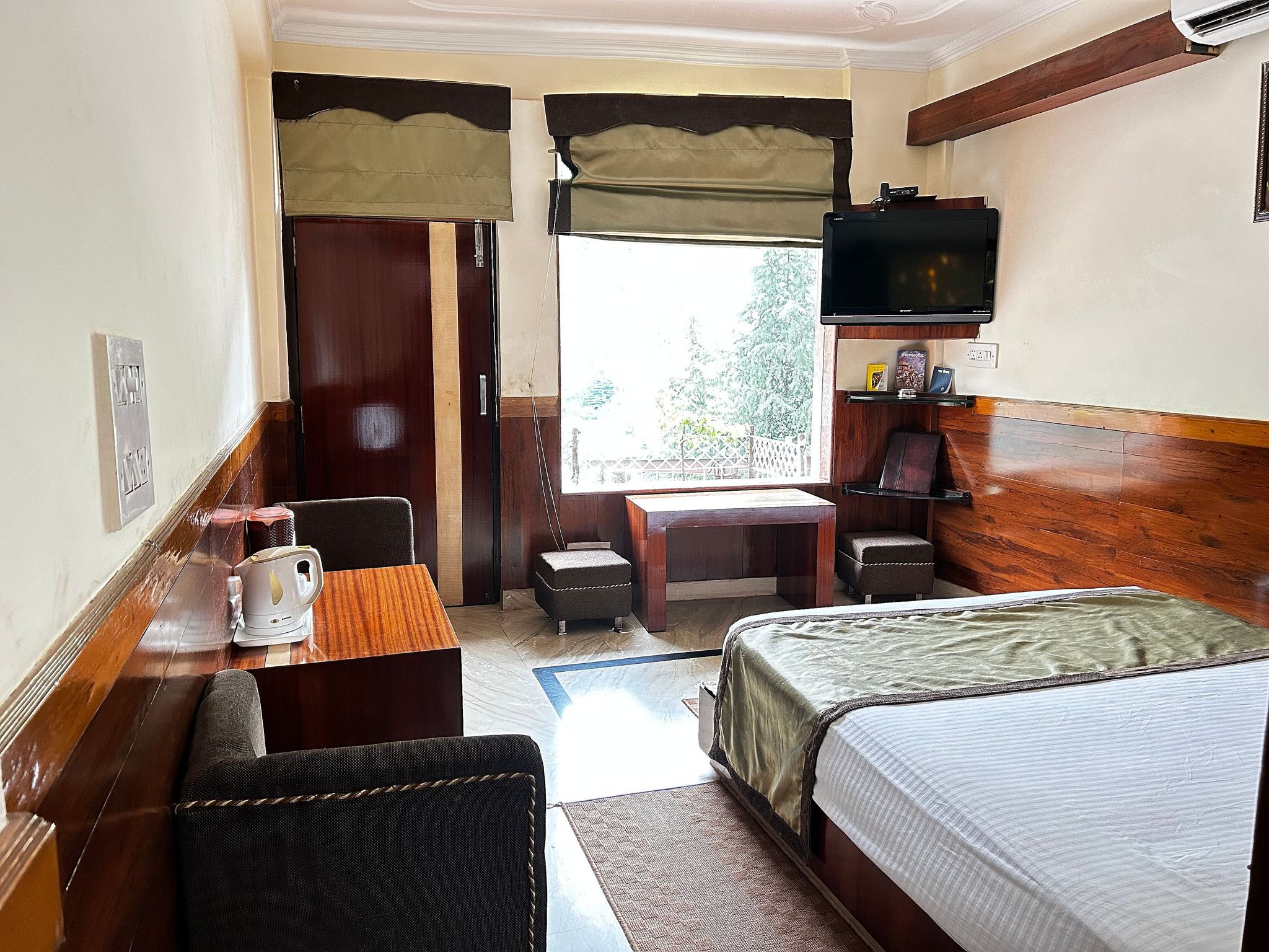 Gandhis Paradise Most Centrally Located Hotel In Mcleodganj Premium Valley View With Independent Balcony