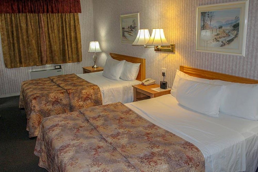 Auberge du Draveur Comfort Room, 2 Queen Beds 5