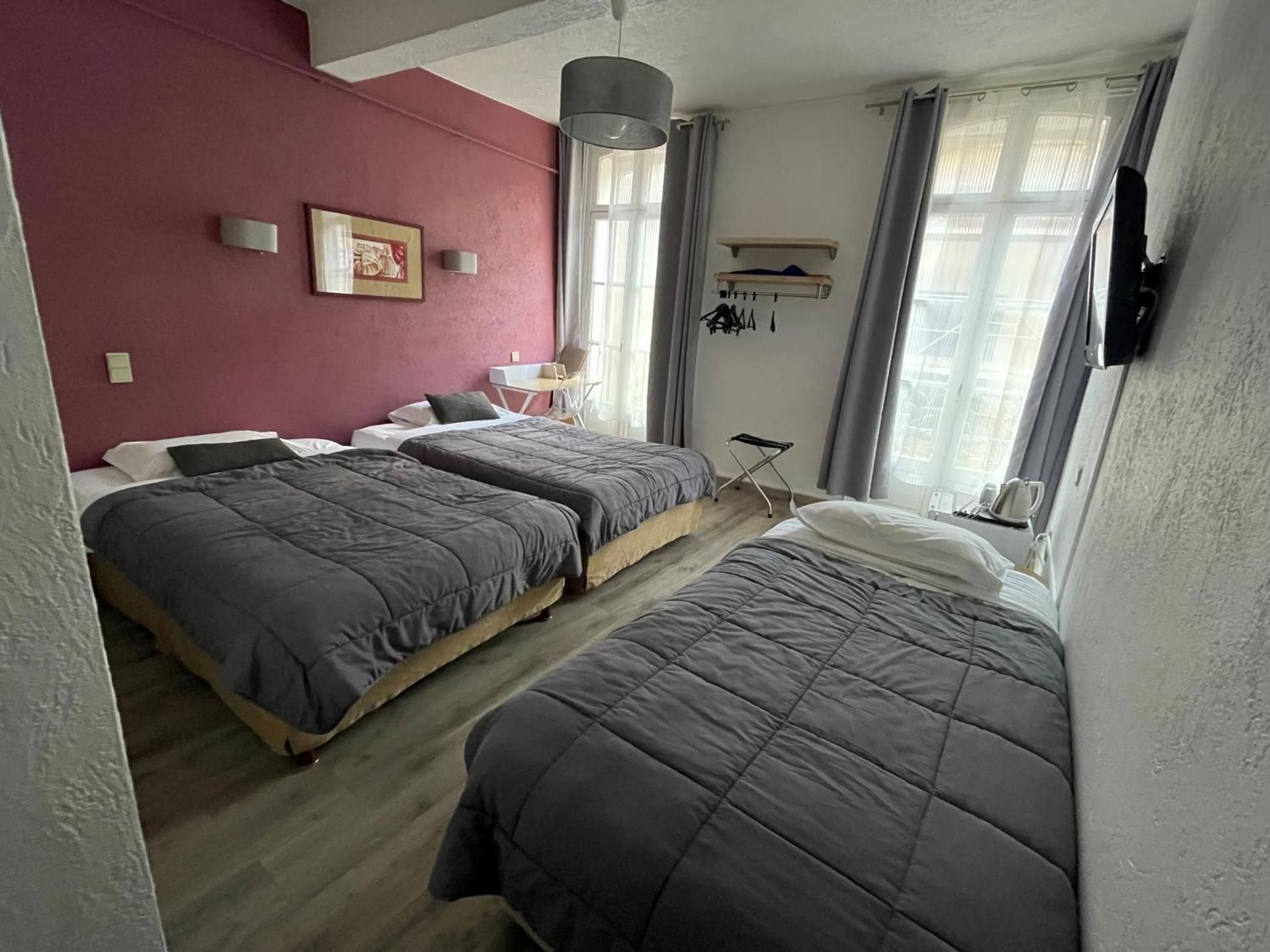 Triple Room (3 Beds)