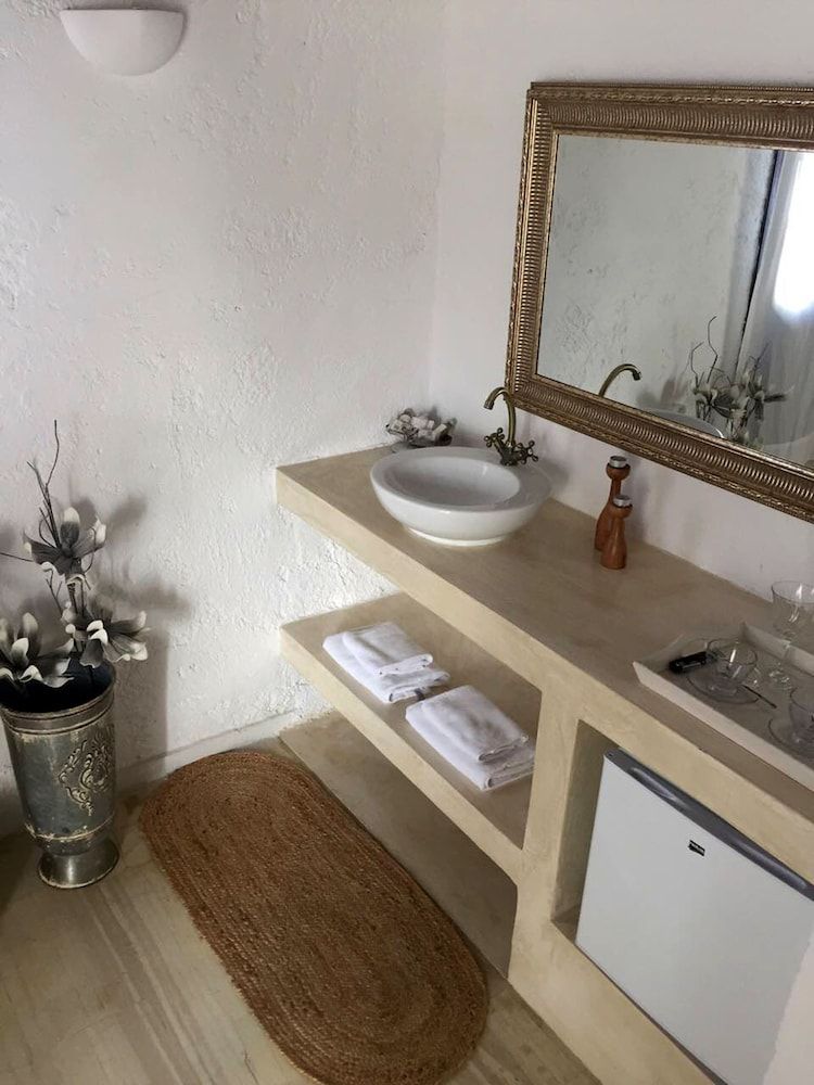 Porto Maltese Boutique Estate Honeymoon Suite, Sea View 4