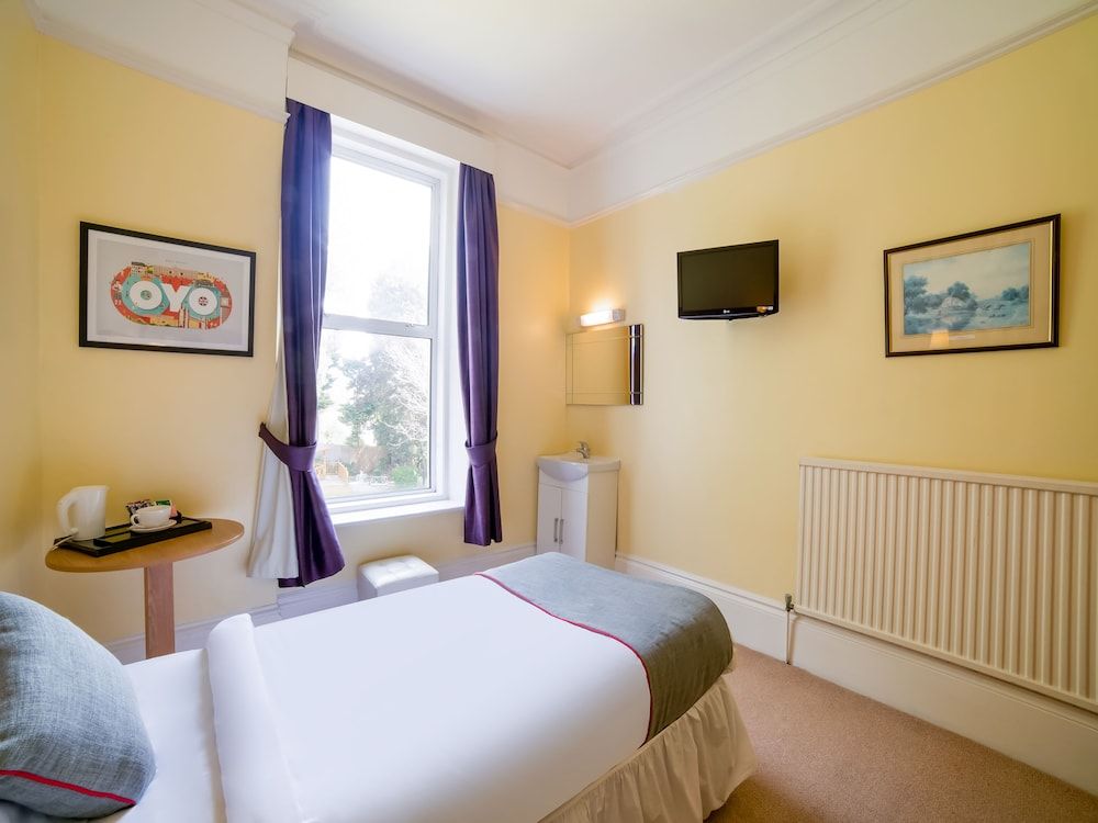 Standard Single Room, 1 Twin Bed (Shared)
