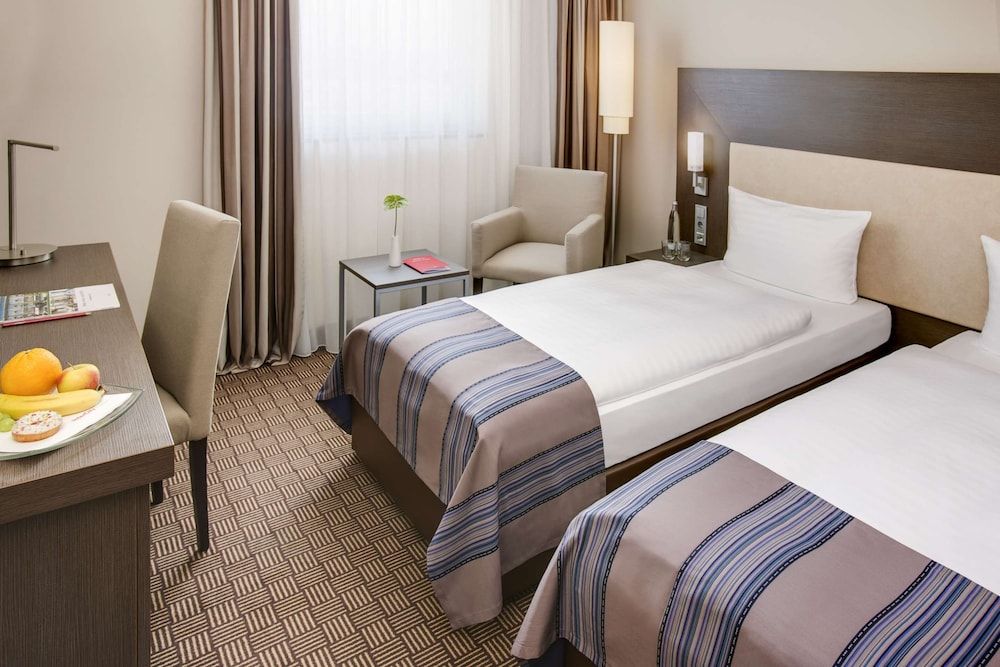 IntercityHotel Ingolstadt Standard Room