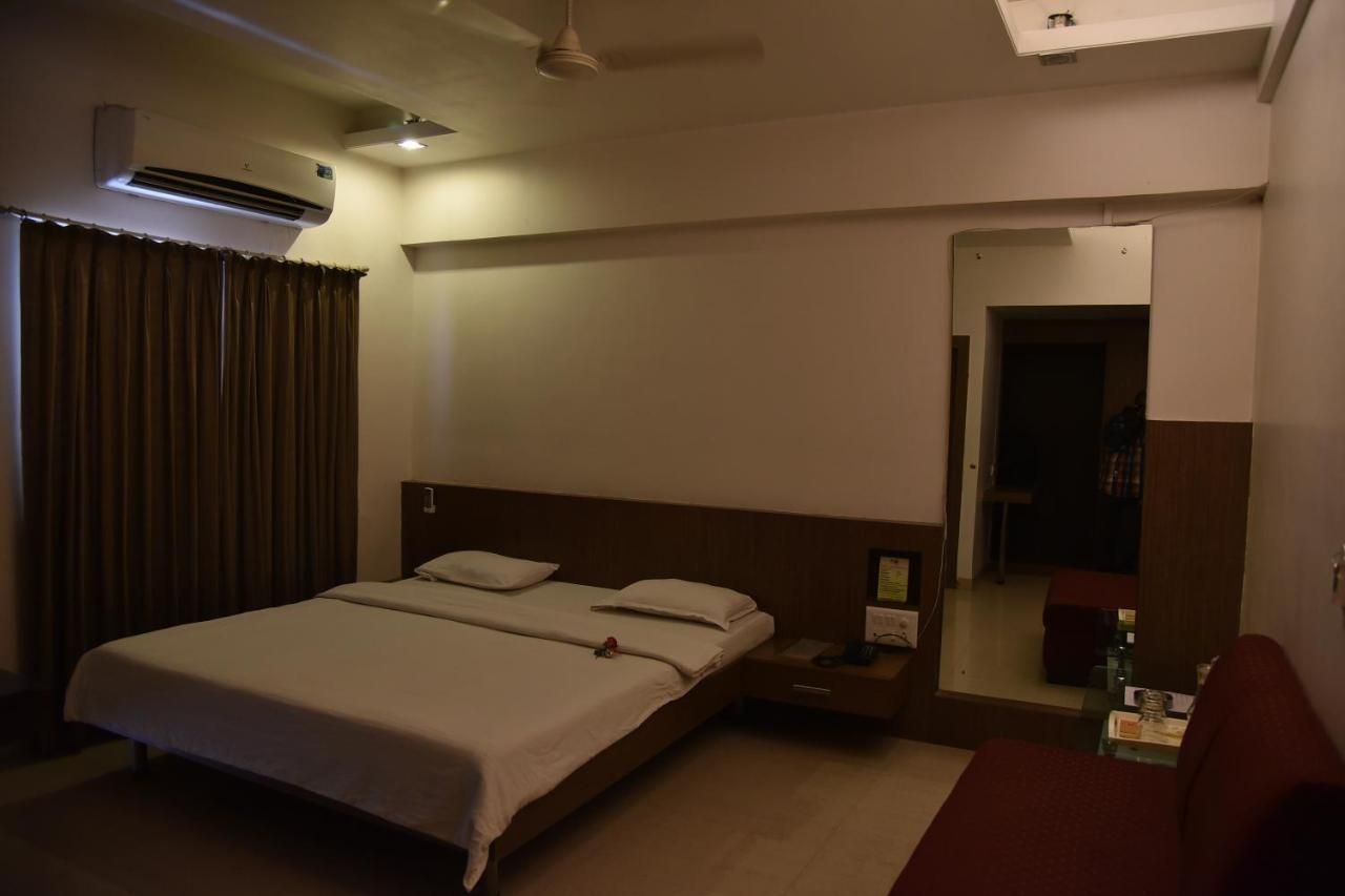 Maharaja Suite Room