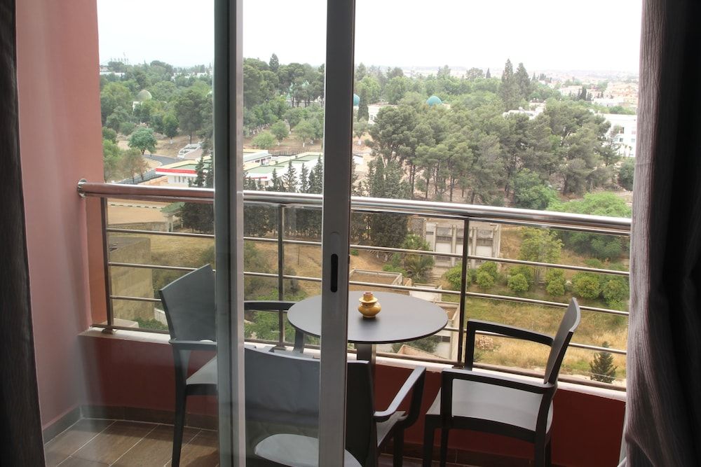 Hôtel Belle Vue & Spa Panoramic Triple Room, Terrace 4