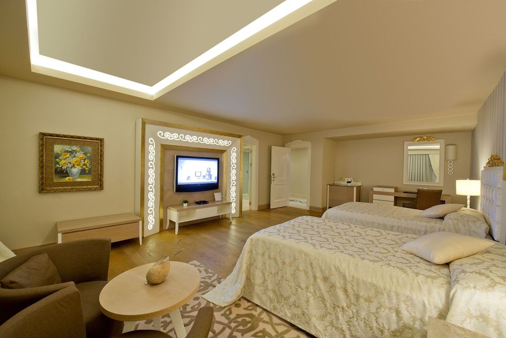 Sentido Kamelya Selin Hotel King Suite