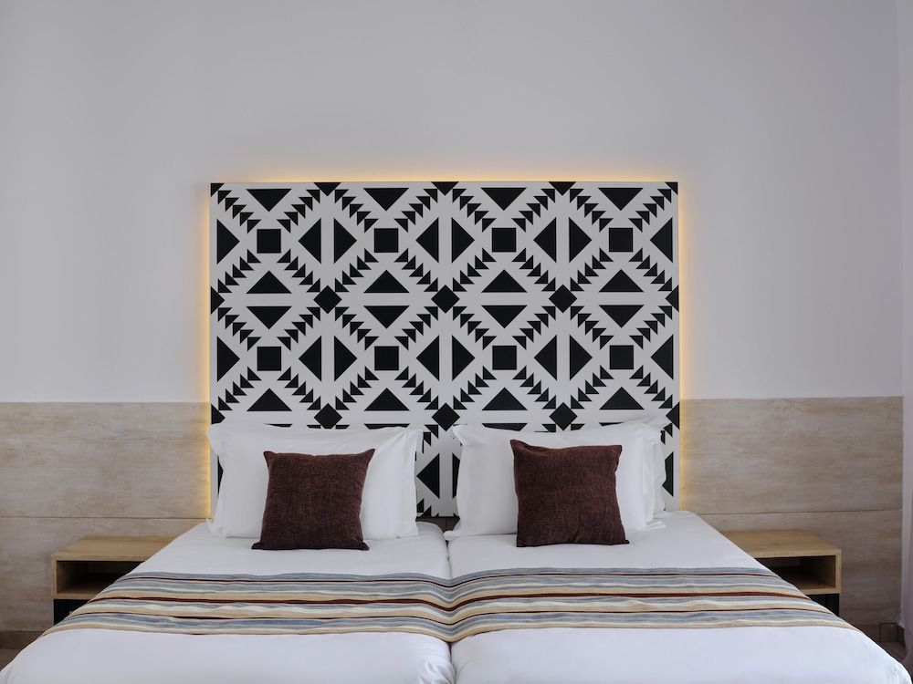 One Bedroom Family Suite
