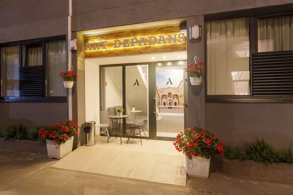 undefined Annex building Art hotel 3