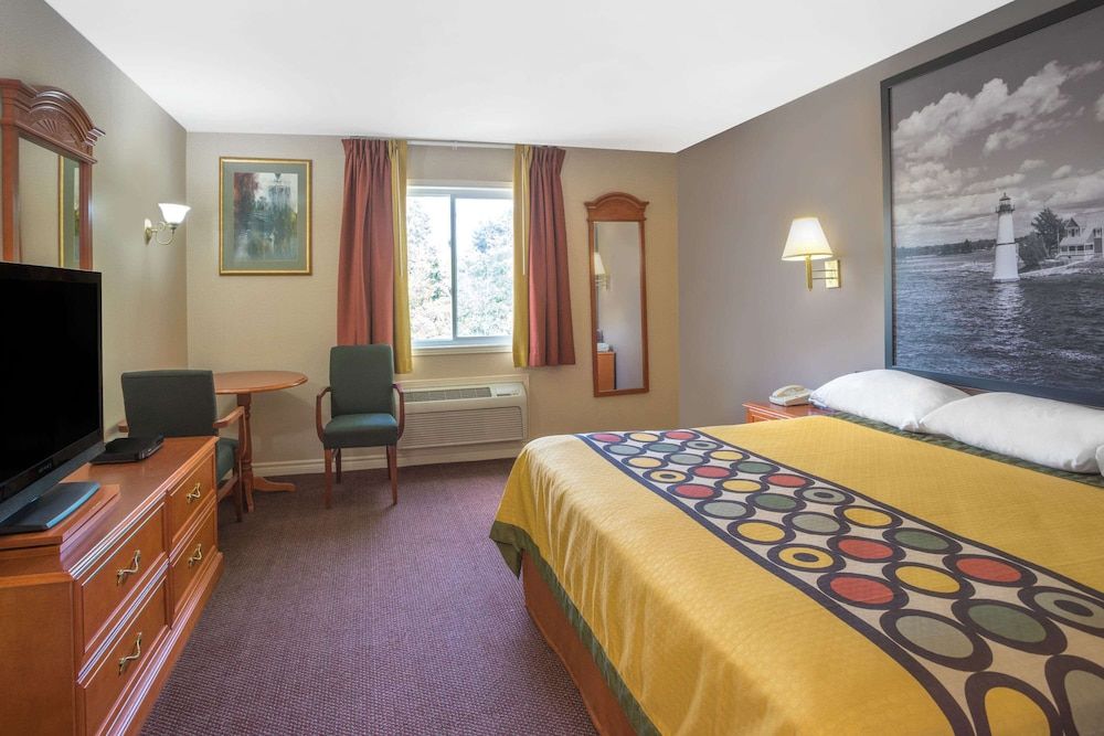 Room, 1 King Bed, Non Smoking