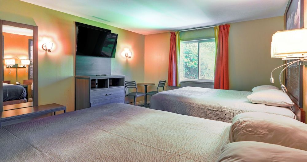 Suite, 1 Bedroom, Non Smoking (2 Queen Beds)