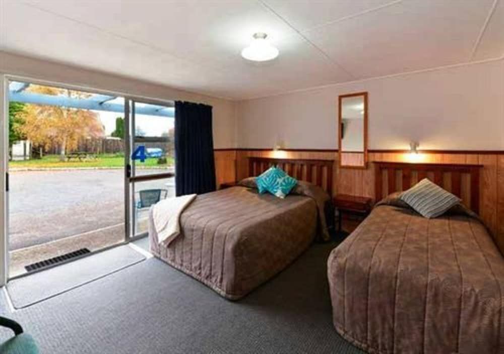 Fairy Springs Motel Studio 6