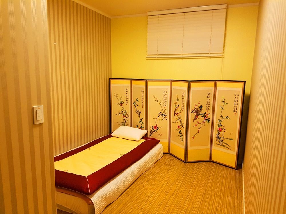 Mama Guest House Double Room 5