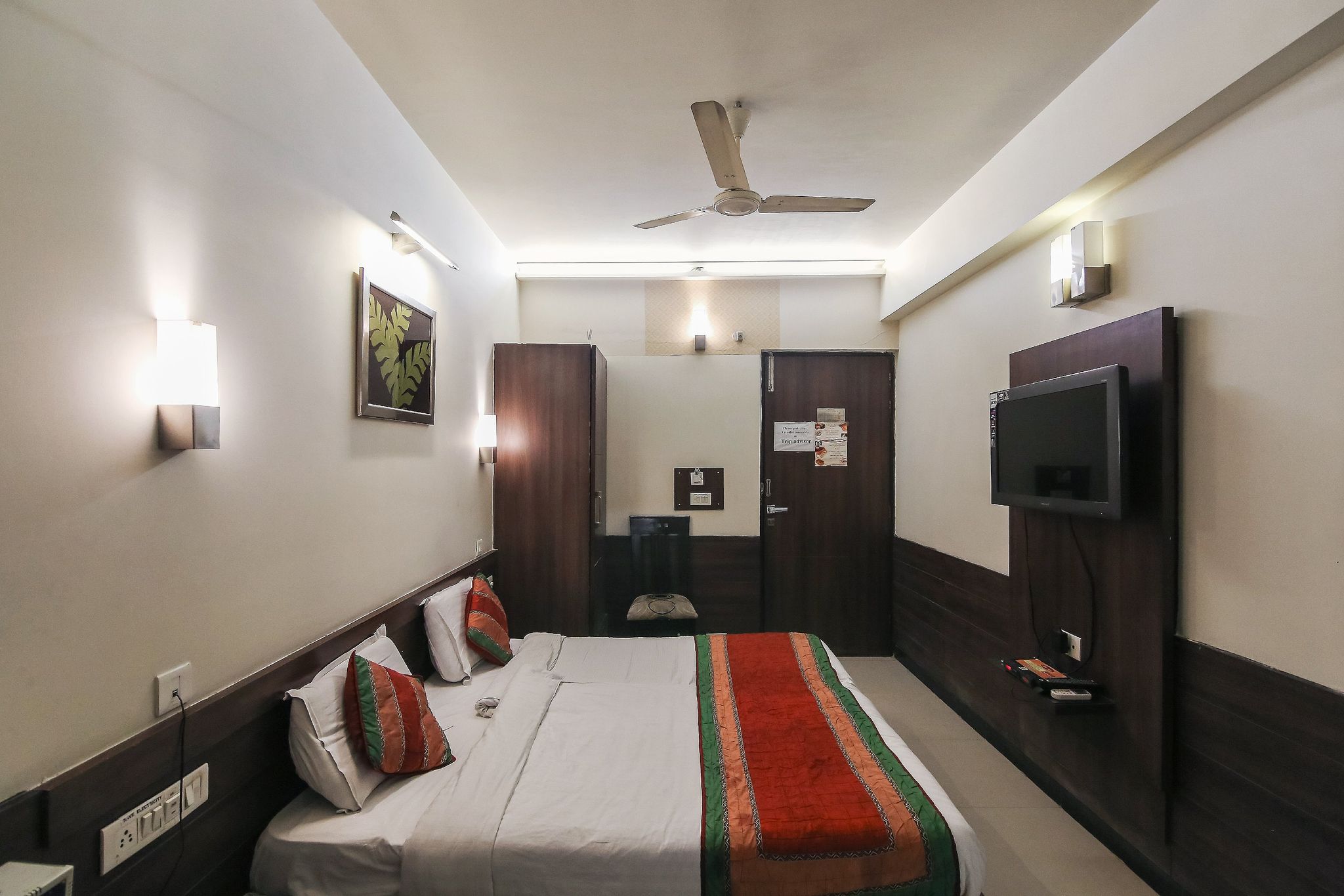 Hotel Shree Residency Standard Room Double 2